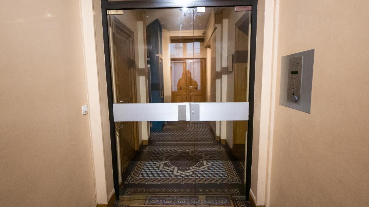 D Architecte Dans Le 11eme Appartement *